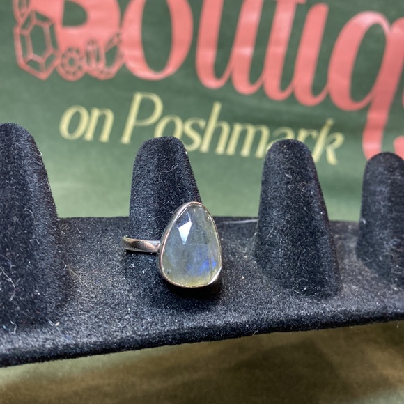 Solid Sterling Silver Faceted Lab Ring - Picture 2 of 4